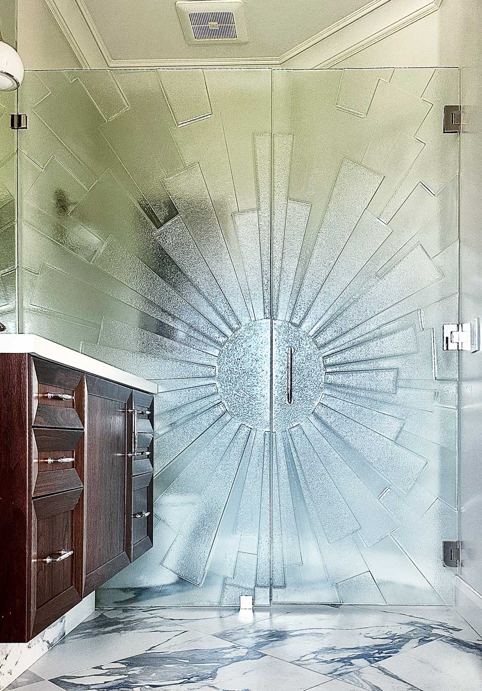 Sun Pattern Shower Partition in Frameless Cast Glass