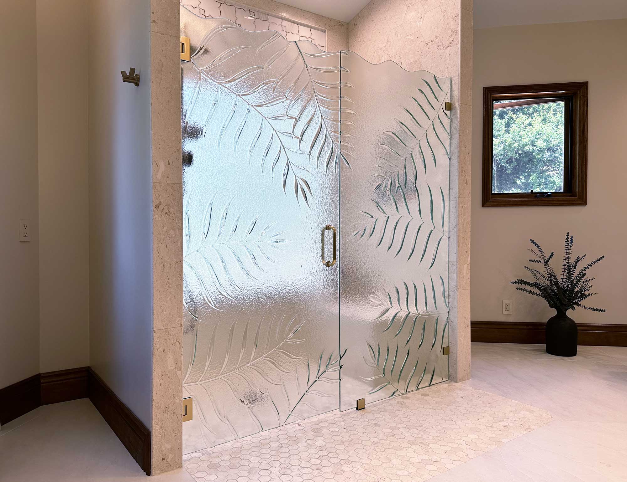 Cast Glass Palm Leaf Tropical Shower Enclosure | Experience Glass