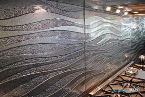 glass backsplash